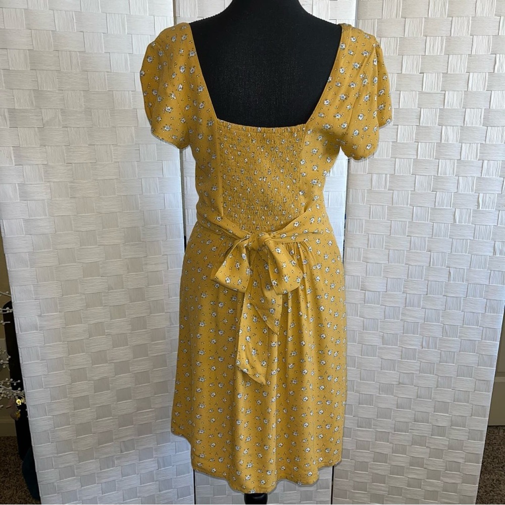 Abercrombie And Fitch Womens Yellow Floral Tie Back Dress Size Small Ditsy Flowy - Picture 9 of 13